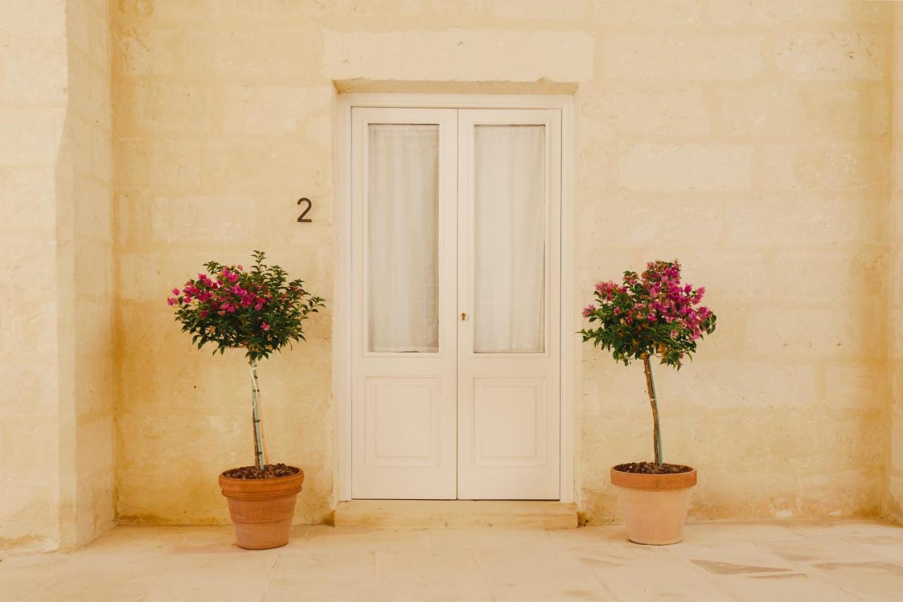 Masseria Paralupi Bed & Breakfast Lecce Exterior photo